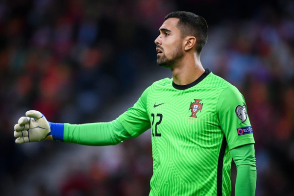 MU nhắm thủ môn bắt chính cho Bồ Đào Nha thay thế De Gea