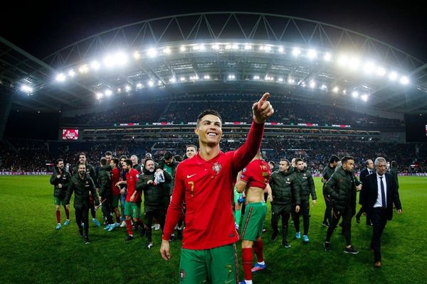 Ronaldo báo tin vui cho NHM trước thềm khai màn World Cup 2022