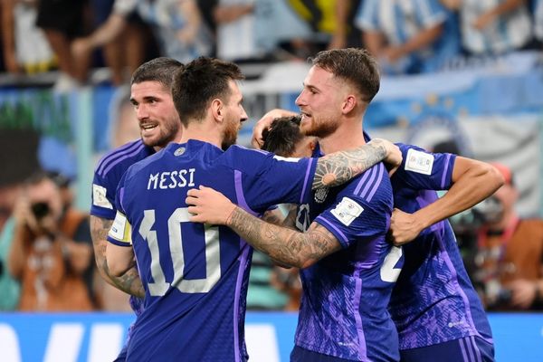 Đồng đội Messi phớt lờ những CLB hàng đầu châu Âu