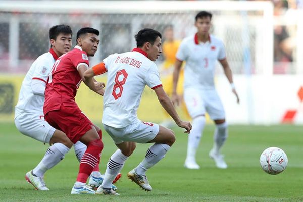 ĐT Việt Nam bế tắc trước Indonesia, đặt hi vọng ở trận lượt về
