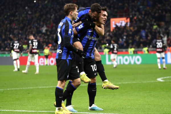 Lukaku - Martinez góp công lớn đưa Inter Milan tiến vào chung kết Cúp C1