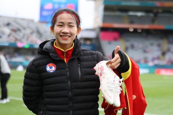 Người kế thừa số áo của Huỳnh Như muốn ghi bàn vào lưới ĐT nữ Nhật Bản