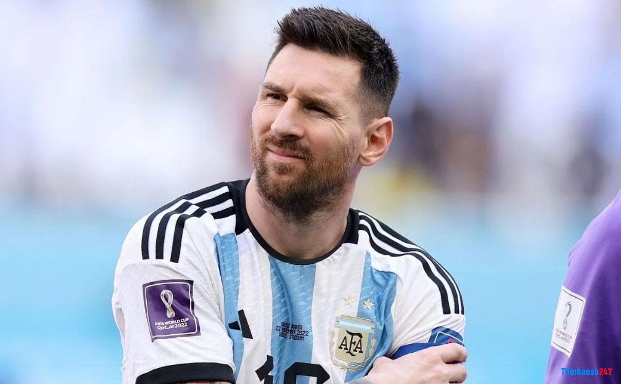 Messi ghi bàn giúp Argentina vươn lên dẫn trước Saudi Arabia