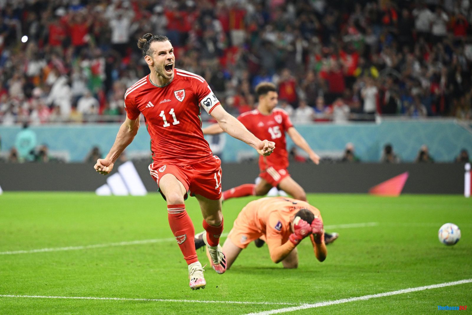 Bale tiếp tục trở thành cái tên cứu nguy dành cho Xứ Wales