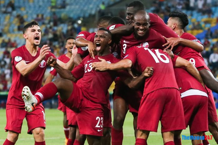 Soi kèo phạt góc Qatar vs Ecuador