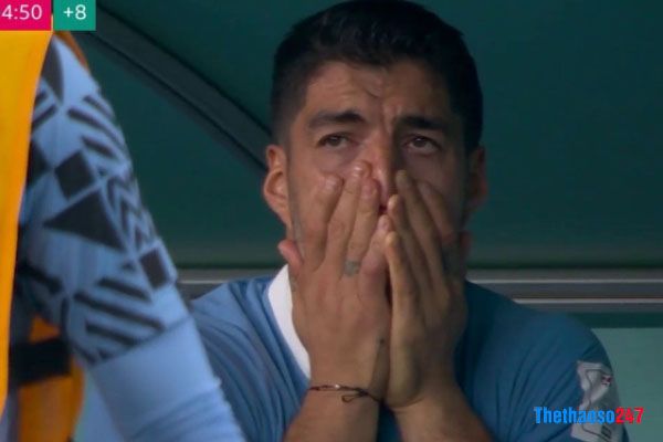 Suarez đã bật khóc khi nghe tin về trận đấu cùng giờ