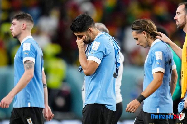 Uruguay rời sân với những giọt nước mắt
