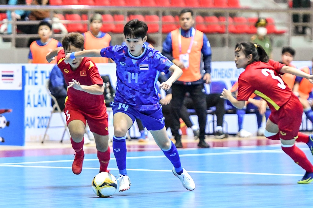Tuyển nữ Futsal Việt Nam dành HCB SEA Games 31