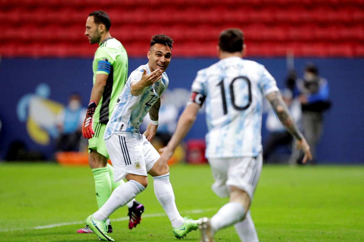 Argentina tiến vào chung kết Copa America: Messi không phải là người hùng