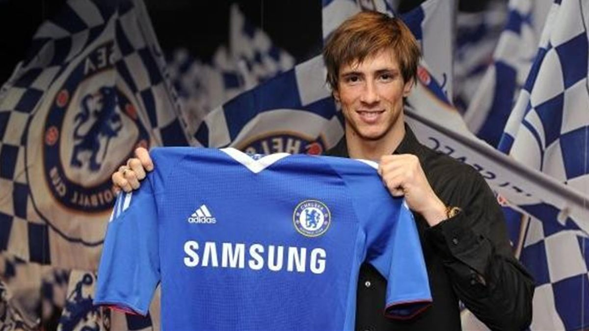  Abramovich đã từng chi rất nhiều tiền để mua về các tiền đạo đắt giá như Fernando Torres