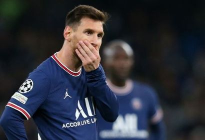 PSG bị lội ngược dòng, báo Pháp chửi Messi không kịp vuốt mặt
