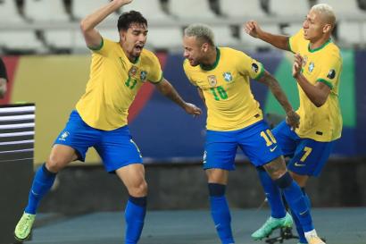 Neymar truyền cảm hứng samba, Brazil đặt chân tới trận chung kết