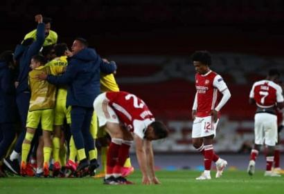Không thể xé lưới Villarreal, Arsenal chính thức dừng chân tại Europa League