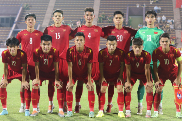 U20 Việt Nam thắng tưng bừng trong ngày đầu ra quân