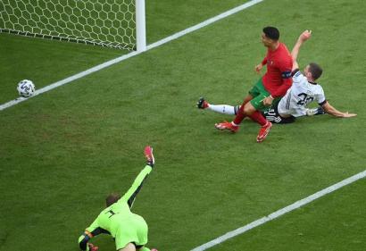 Phân tích chiến thuật Bồ Đào Nha vs Đức: Ronaldo rất hay, nhưng như thế là chưa đủ