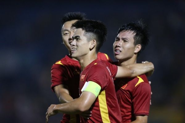 Vượt qua loạt penalty, U19 Việt Nam chính thức vô địch giải U19 Quốc Tế